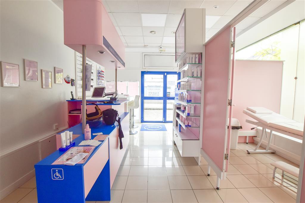 Photo 2 de 10 318 234