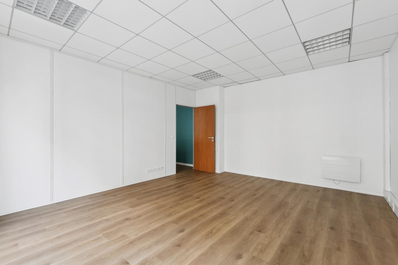 Photo 4 de 10 181 438