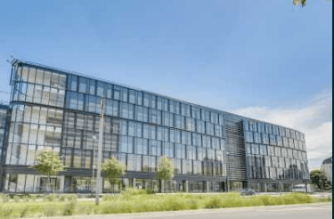 Photo 1 de 10 305 720