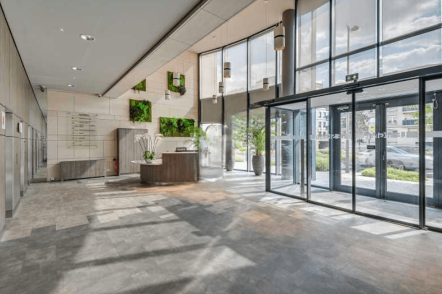 Photo 5 de 10 203 850