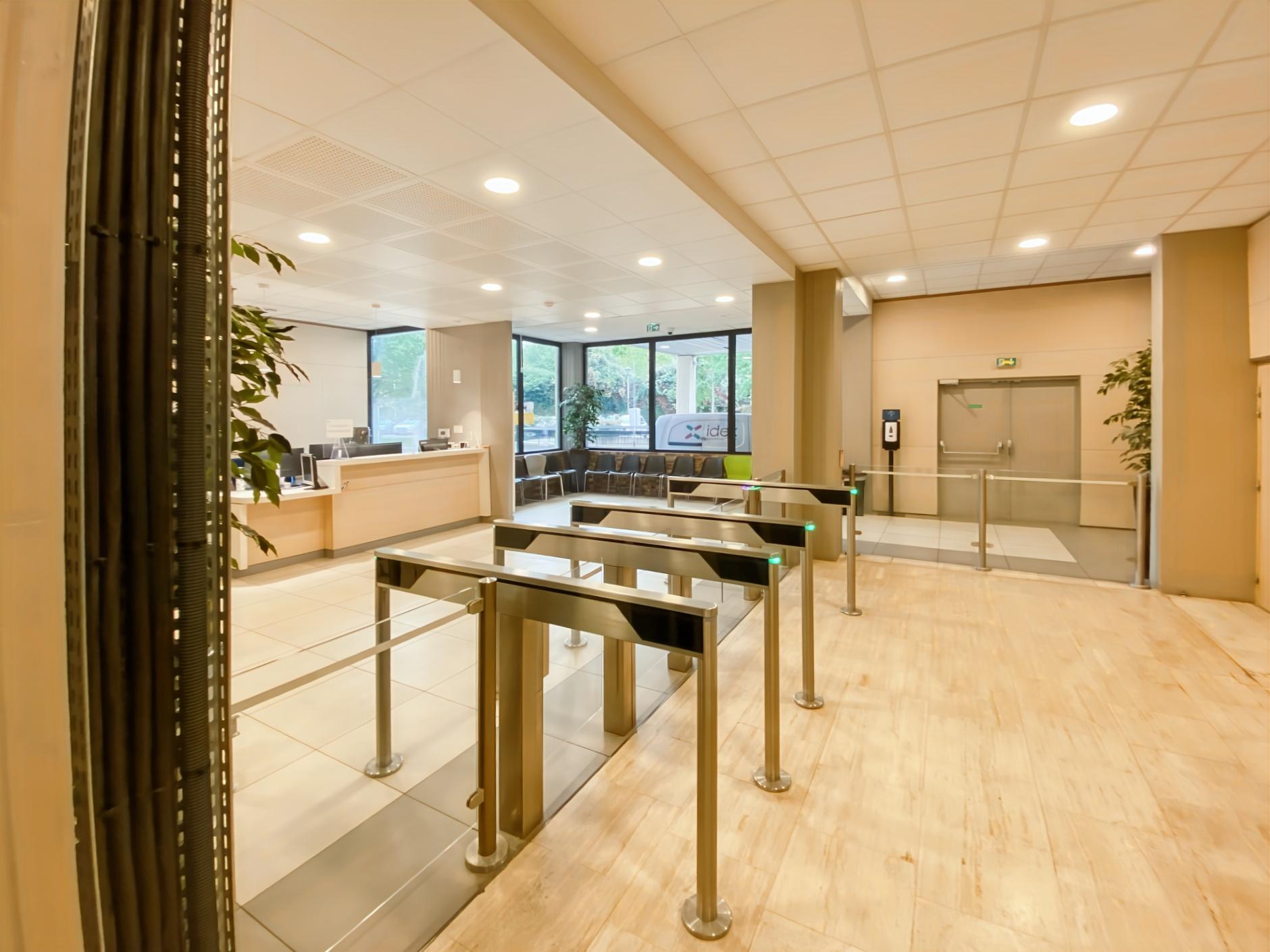 Photo 5 de 10 320 747