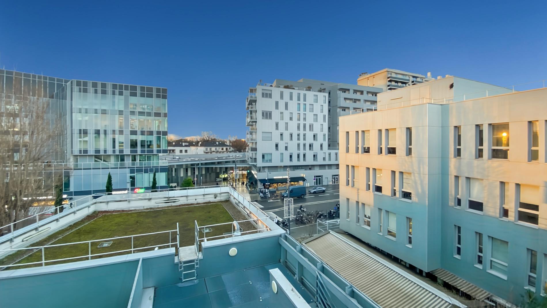 Photo 5 de 10 321 975