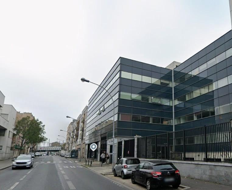 Photo 1 de 10 323 611