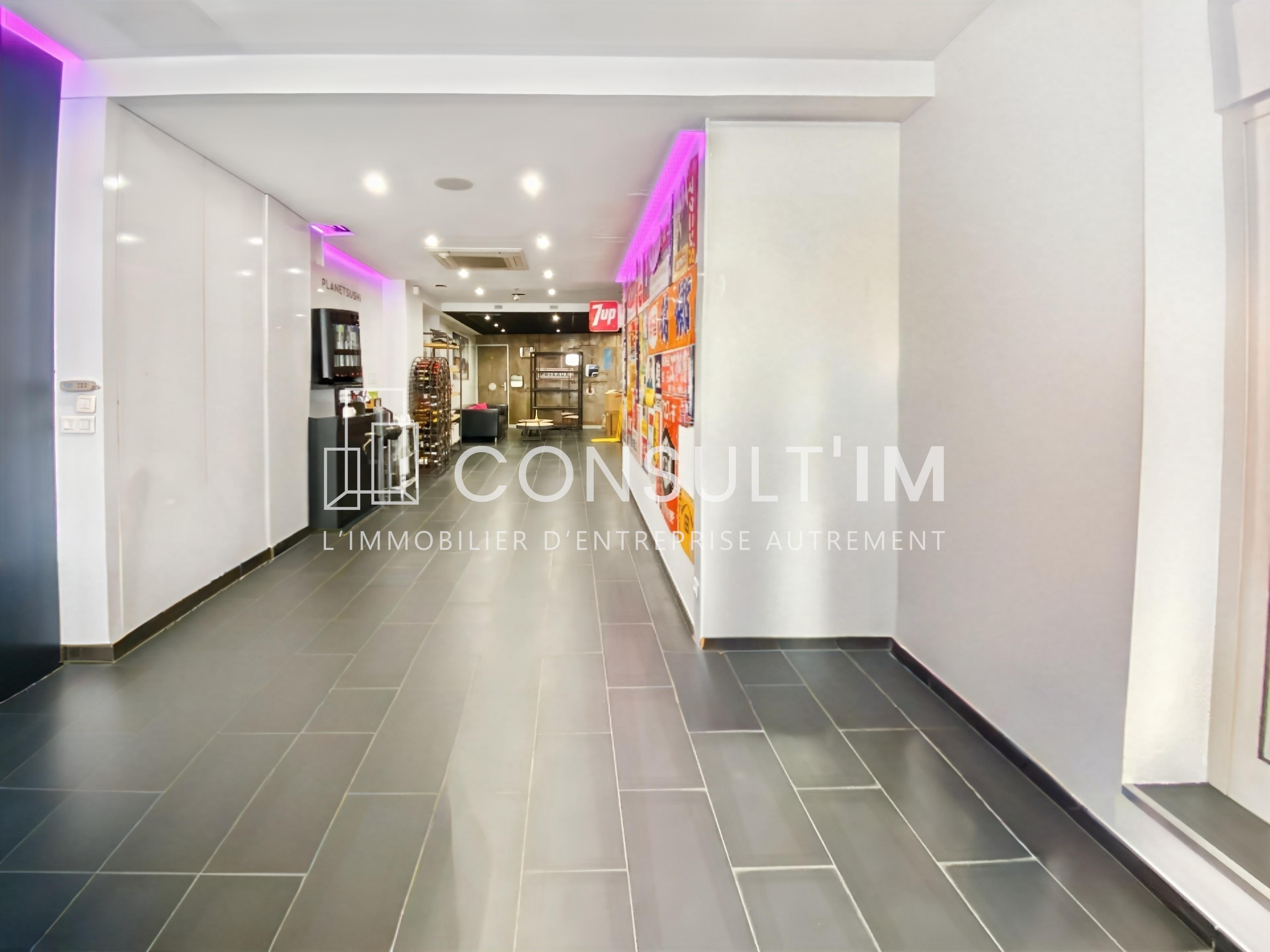 Photo 1 de 10 318 466